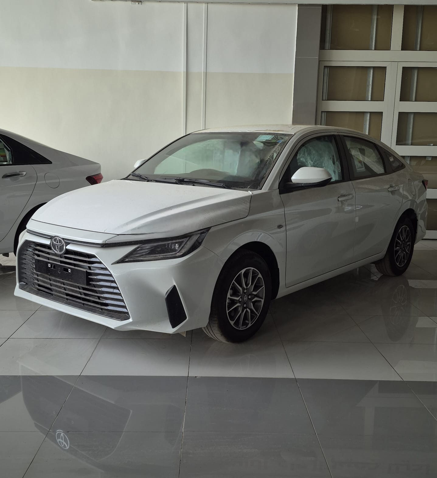 تويوتا يارس واي بلس 2026 - cars.image 2