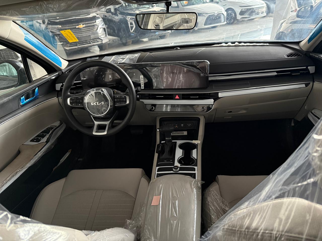 كيا كي5 استاندر مطور دون فتحة 2025 - cars.image 5